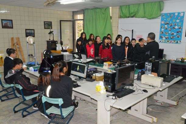 數位殯葬中心專業教室照片